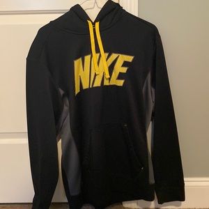 Nike Vintage Black and Yellow Medium Hoodie